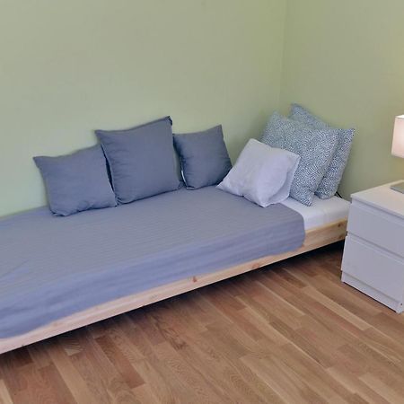Affordable And Newly Renovated 1-Bedroom Apartment Kraljevo Dış mekan fotoğraf